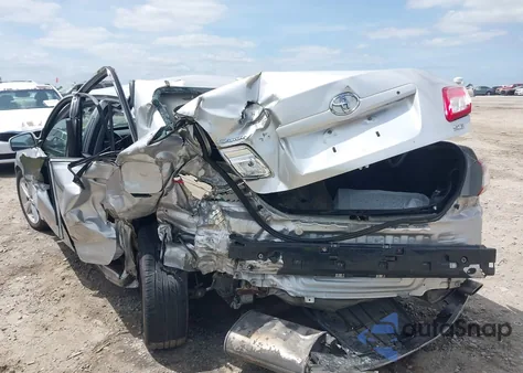 2010 Toyota Camry Se z USA, uszkodzony, nr VIN 4T1BF3EK8AU507625